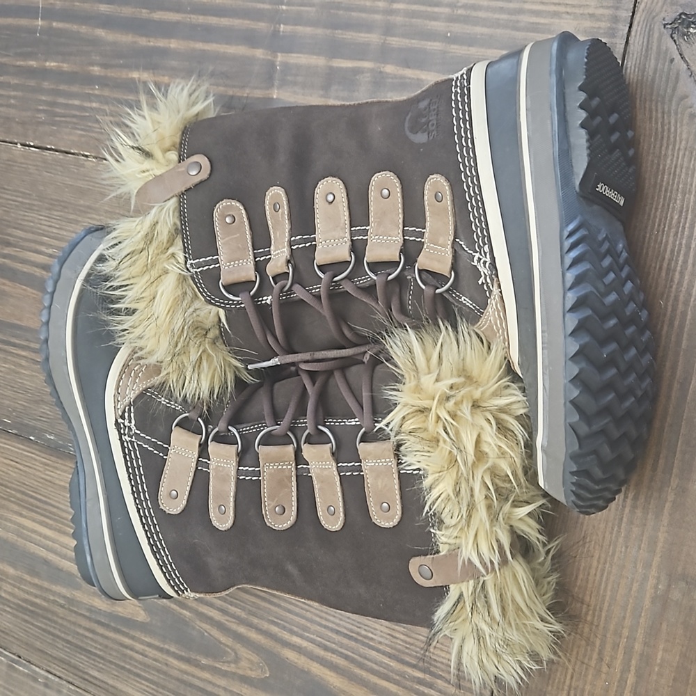 Sorel Joan of Artic Tall Faux Fur Snow Boots Size 6